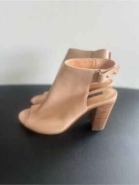 H&M Nude Open-Toe Leather Heels
